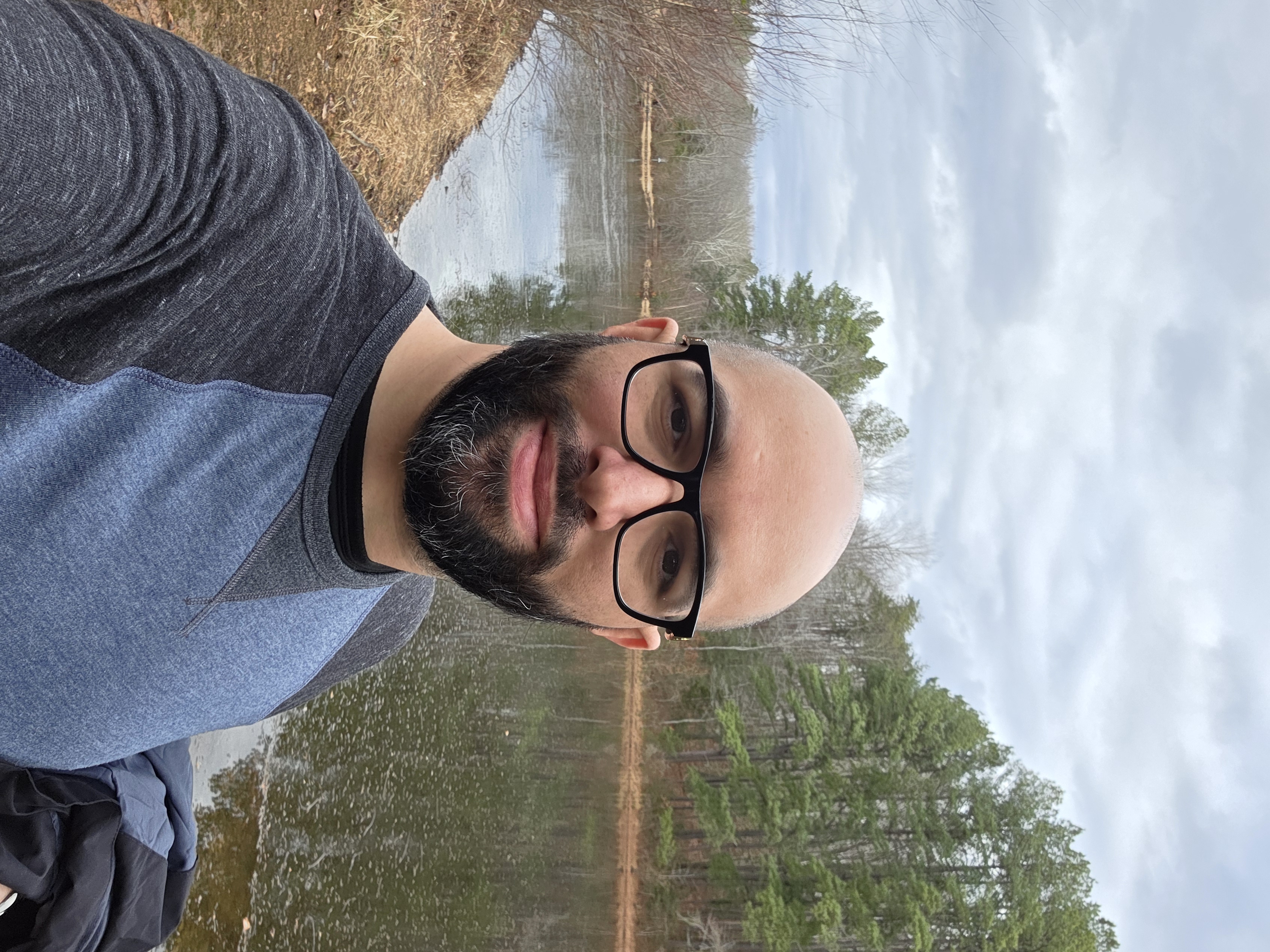 Navigation bar avatar